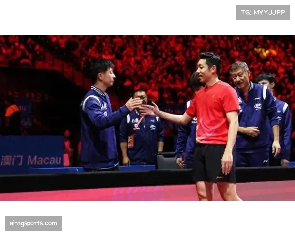 北京乒乓球队三十二载等待 终再度捧起冠军杯